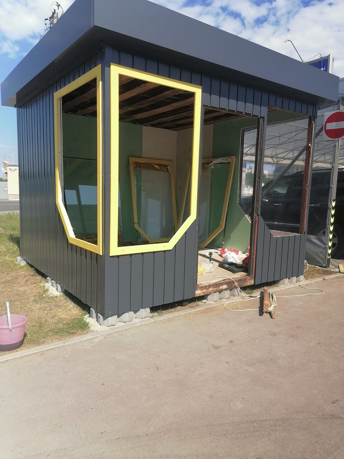 Окна ПВХ в Рязани - остекление лоджий и балконов, продажа качественных пластиковых окон, монтаж/установка